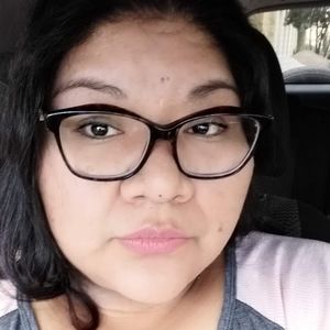 Meet your Posher, Caroline